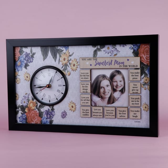 You Are The Swetest Mom in The World Wooden Clock Multicolor Wood and Glass For Mother's Day Home Decor Gift For Mom