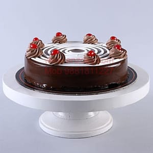 Swiss Choco Chips Egg Less Round Shape Cake For Any Occasion,Party & Events Celebration