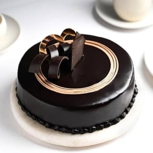 Delectable & Creamy Chocolate Delight Cake(Design as per availability)