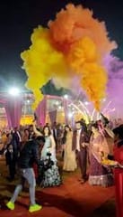 Cold Pyro gun with 6 pcs Holi color refill pack