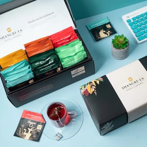 Personalized Assorted Gift Box Floral & Sweet(Midnight Mint,Toasty Creme Brulee,Mellow Hibiscus,Sweet Lavender Vanilla,Baron's Earl Grey,Himalayan Green) - Festive Hamper set With Flavour From India