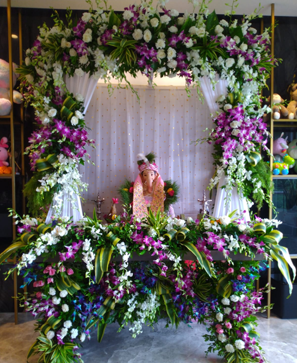 Flowers for gonpati decoration Mixed Flower Decoration image 1